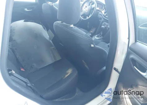 2015 Dodge Dart Sxt z USA, uszkodzony, nr VIN 1C3CDFBB3FD351705